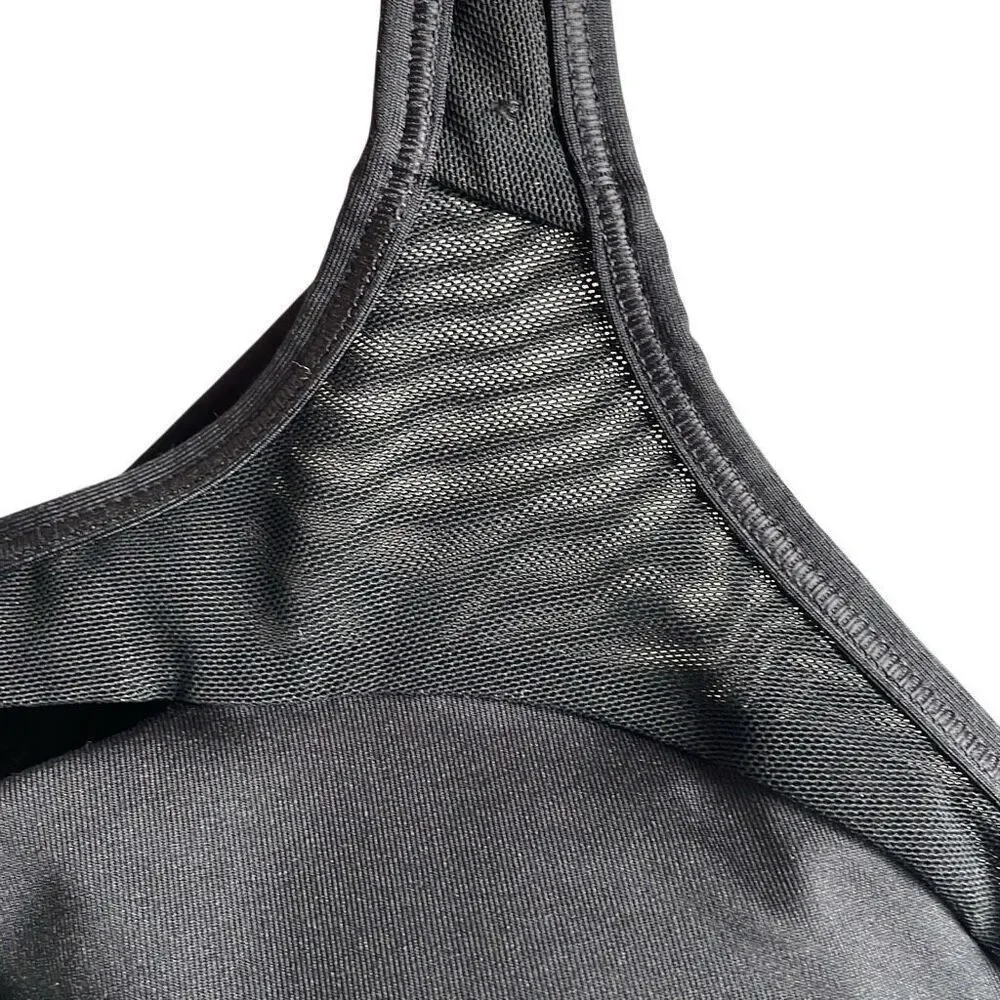 EUC! Nike Black Sports Bra Cut w/ Cut Out, Mesh Trim, Cross Back - Size XS